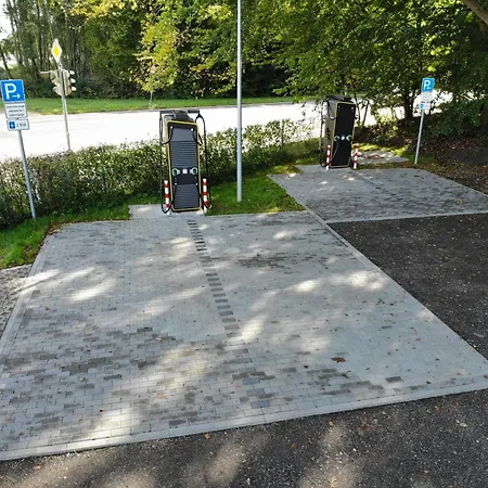 Ostseecamp Kuestenkind, Eingezaeuntes Grundstueck *
